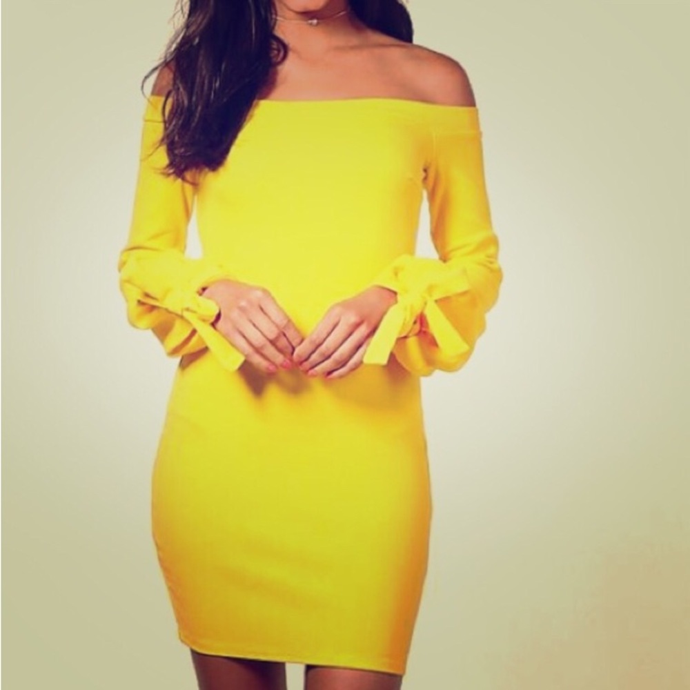 BOOHOO Yellow Bodycon - Off shoulder with cuff